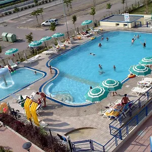  Appartement Altanea Residences Con Piscina